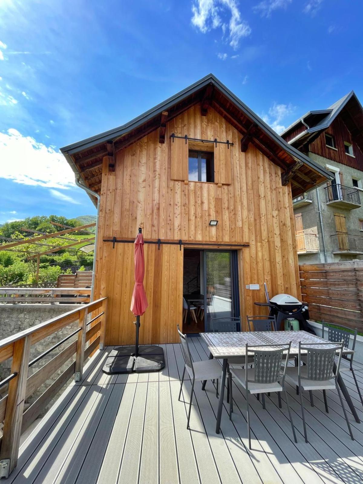 Holiday home Au Pied De L'arcluse - Clim Parking Terrasse - Clg Savoie